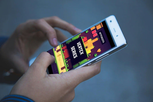 Smartphone displaying Java game development course "Vertex Series"
